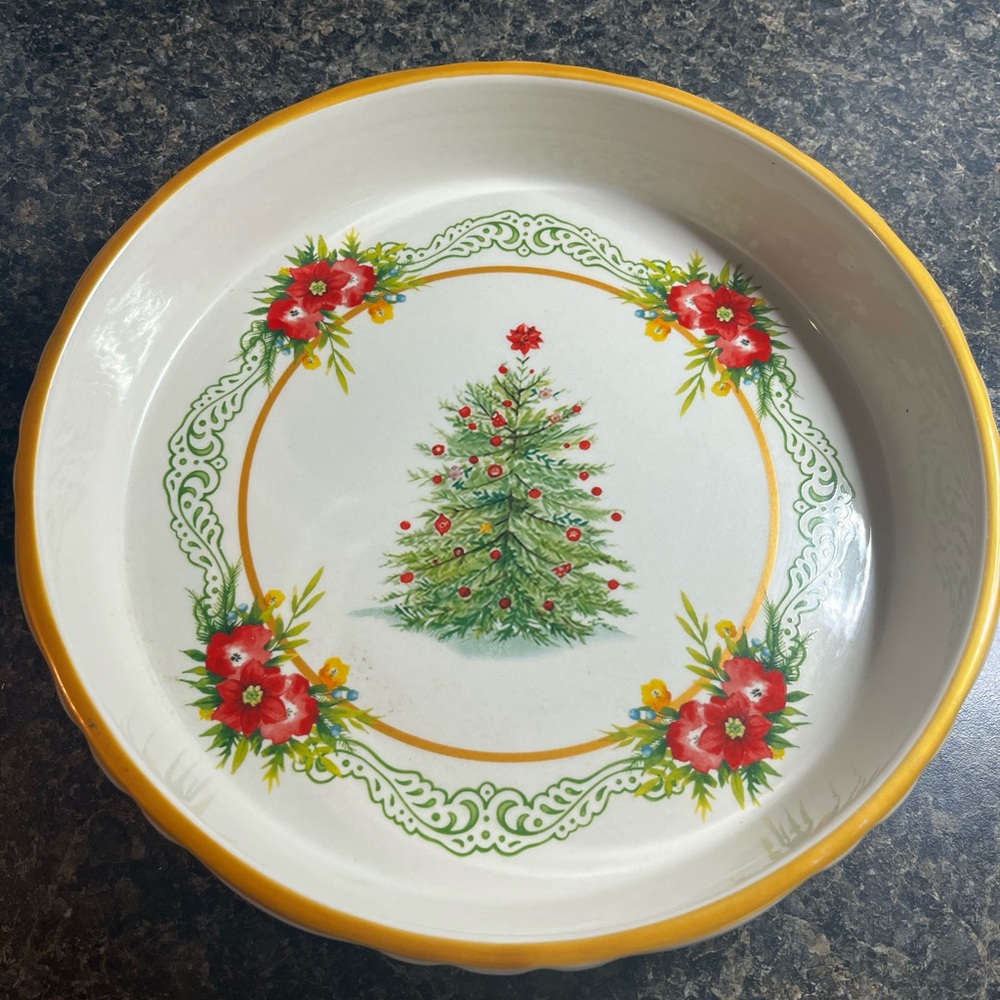 The Pioneer Woman Elegant Ceramic Dish